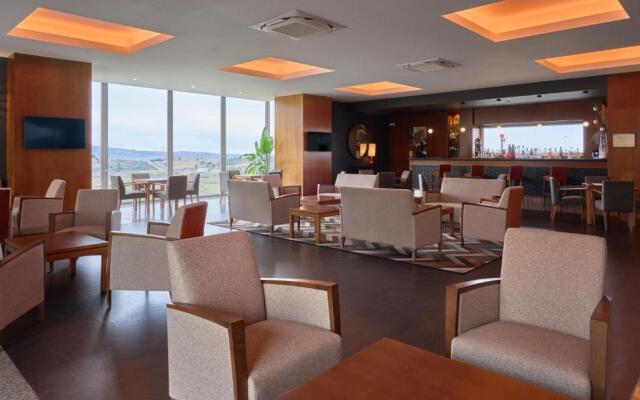 Отель Versatile