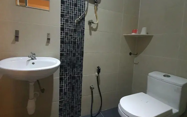 Spot ON 90500 Sri Rampai Metro Hostel
