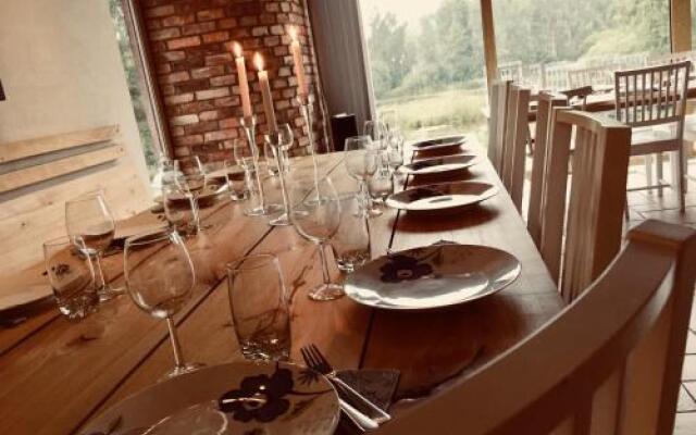 Sjöborg Säng & Bassäng