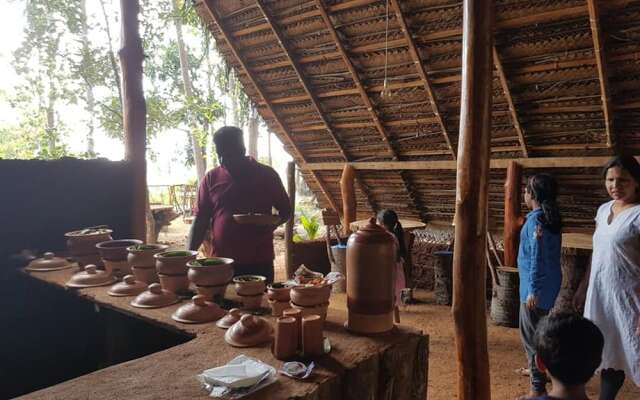 Monara Arana Eco Village and Farm Resort - Hostel