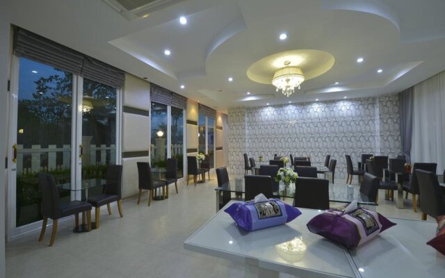 Phuglong Hotel