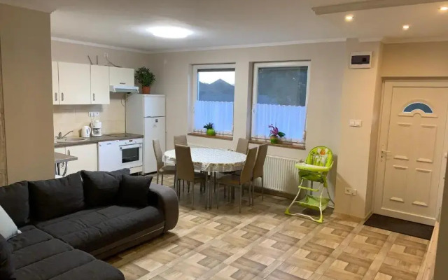 Gázláng Apartman