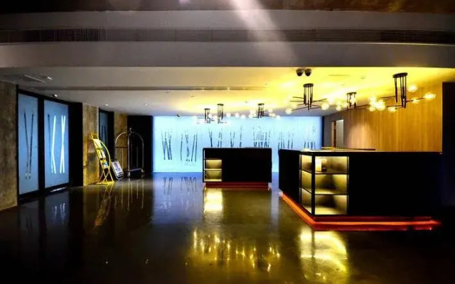 Lefu Hotel