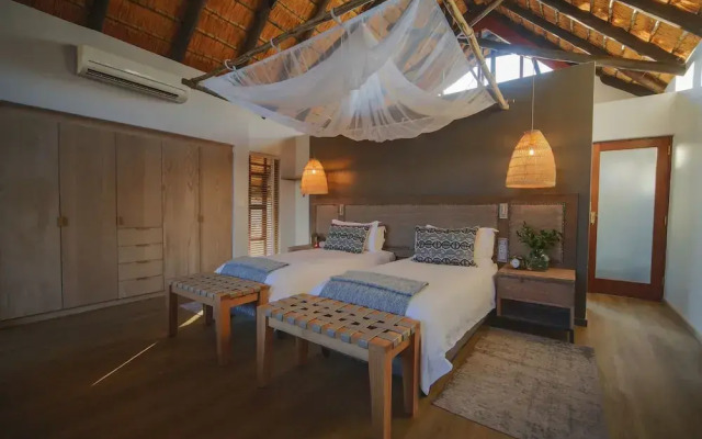 Nkala Safari Lodge