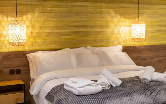 Trikala Mall Suites !