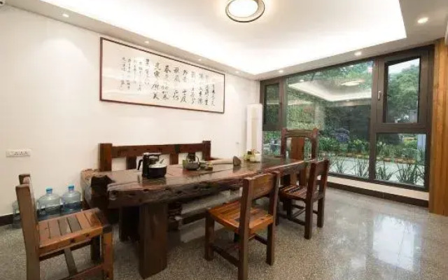 Shiqidong Hostel