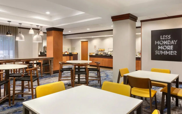 Fairfield Inn & Suites Jacksonville West/Chaffee Point