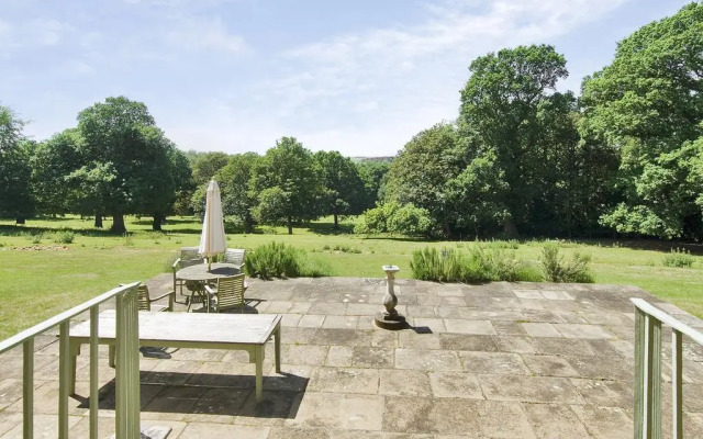 Ingoldisthorpe Hall