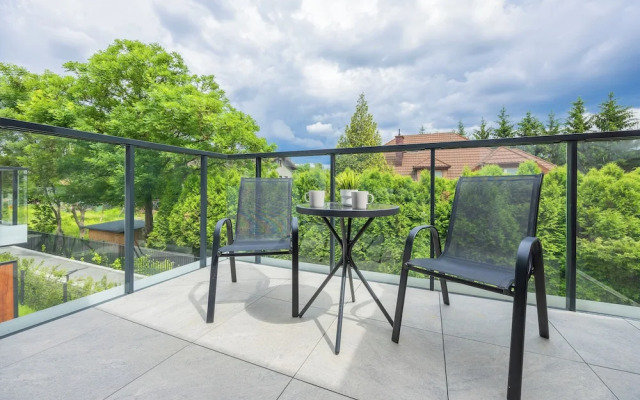 Workspace With Parking by Renters