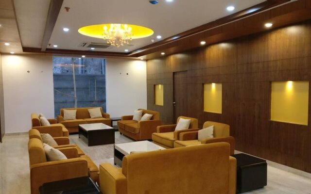 Triguna Clarks Inn