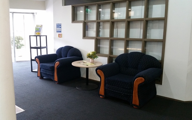 VR Auckland Airport