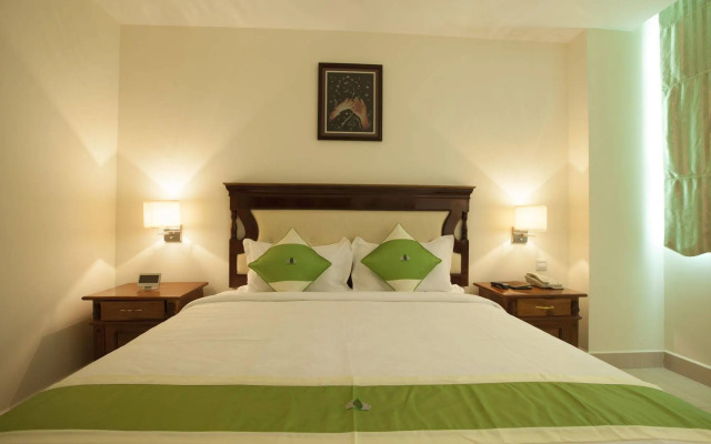 Green Palace Hotel