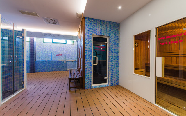 Hotel La Laguna Spa And Golf