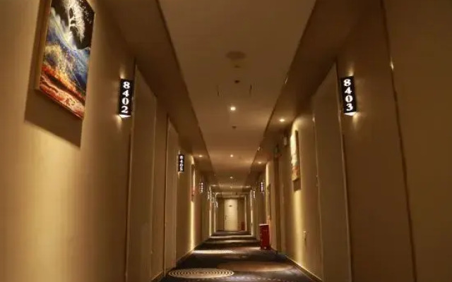 Jimmy Sunshine Fast Hotel