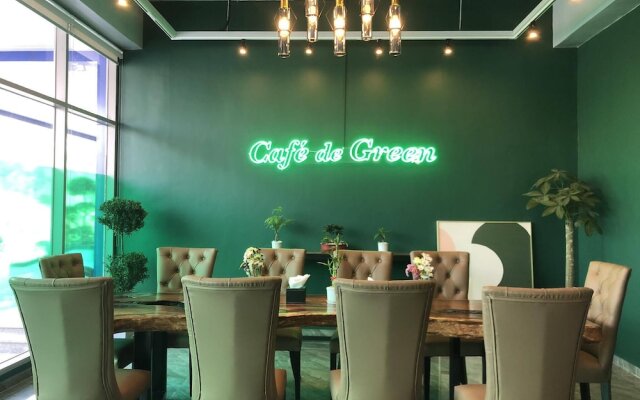 The Clover Hotel