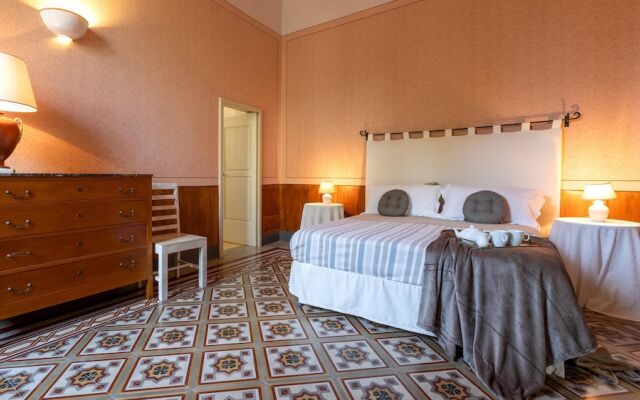 Villa Giulia Liberty 8 Emma Villas