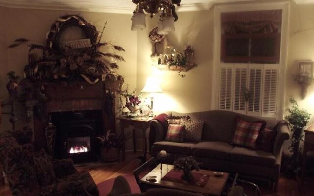 Historic Davy House Bed & Breakfast Inn