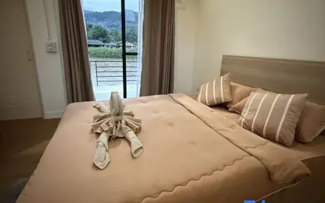 Nicha villa riverfront Thaton