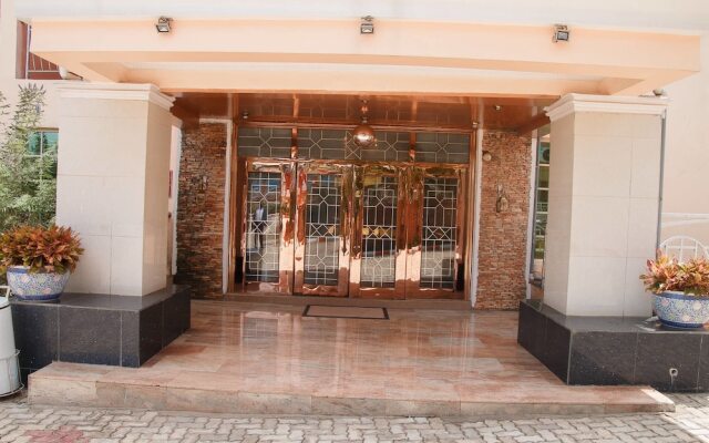 Eden Hotel and Resorts