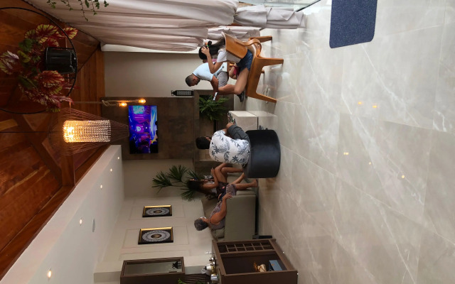 Hotel Lorimar