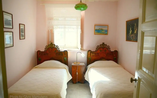 Villa Spetses 19th Century Glamour!