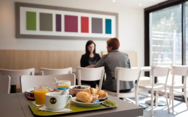 B&B HOTEL Nîmes Ville Active