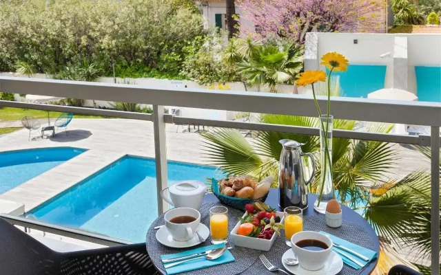 Park and Suites Prestige Cannes Croisette Hotel
