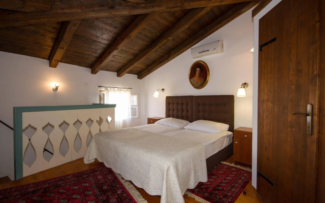 Casa Garzotto Integrated Hotel