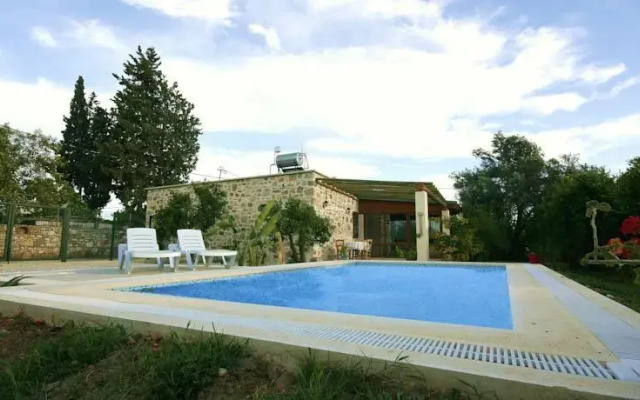 Important Group Villas Bitez