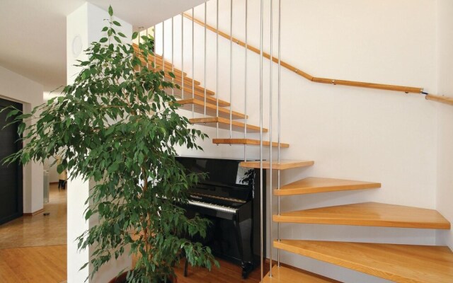 Nice Home in Umag With Wifi and 4 Bedrooms