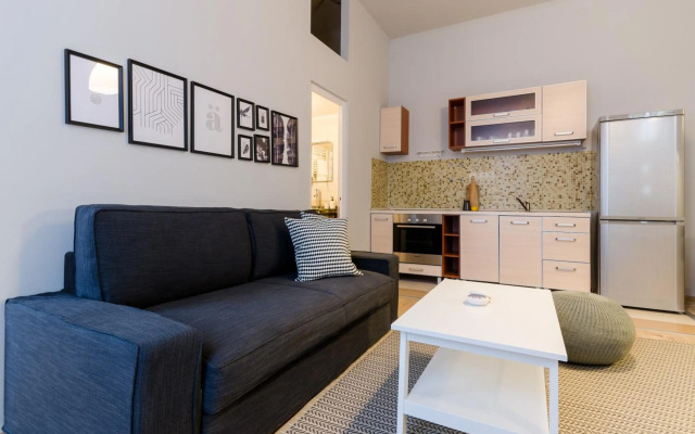 I30 Studio Apartment In Central Location.