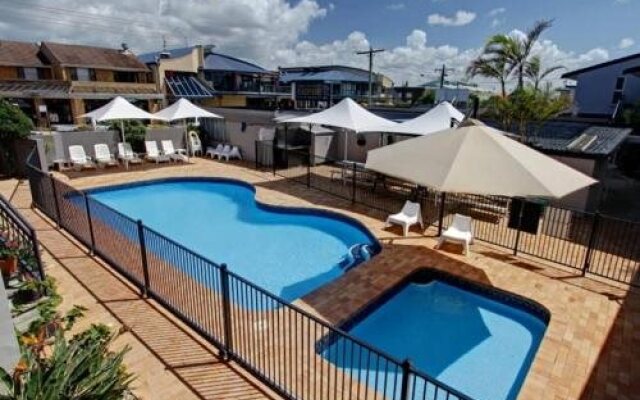 Absolute Beachfront Apartments Lennox Head