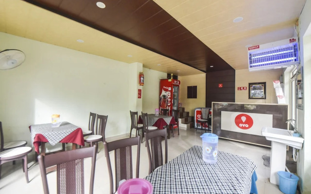 OYO 12411 Woodside Guest House