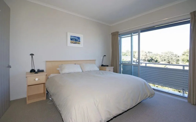 Raumati Sands Resort