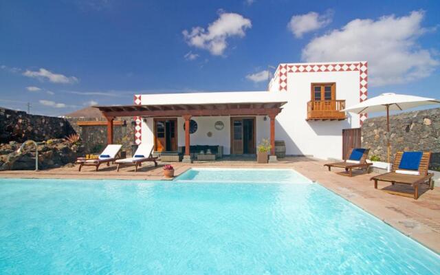 Casa Rural Hero