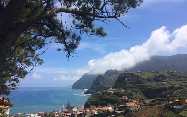 Pereiras House - Mountain & Sea