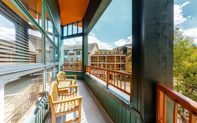 Luxury 3 Bedroom Mountain Condo in River Run Village with Beautiful Mountain Views and Walking Distance to Ski