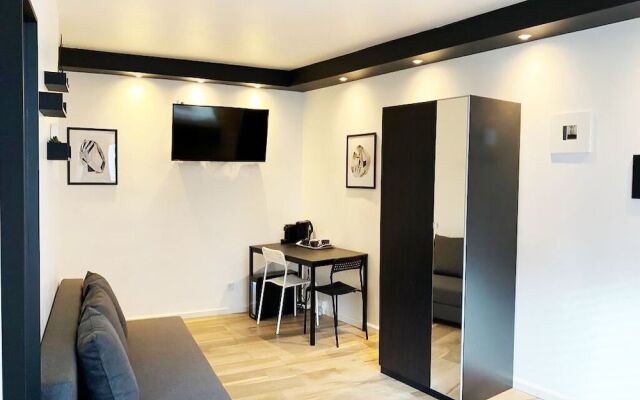 BLK Hostel