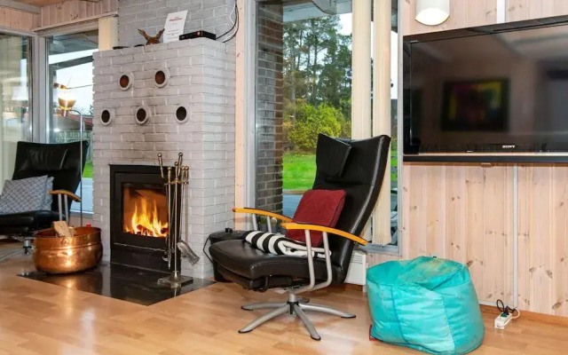 8 Person Holiday Home in Knebel