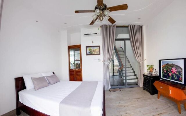 Sandy Home
