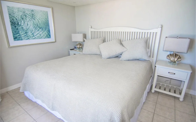 Pelican Beach Resort by Panhandle Getaways