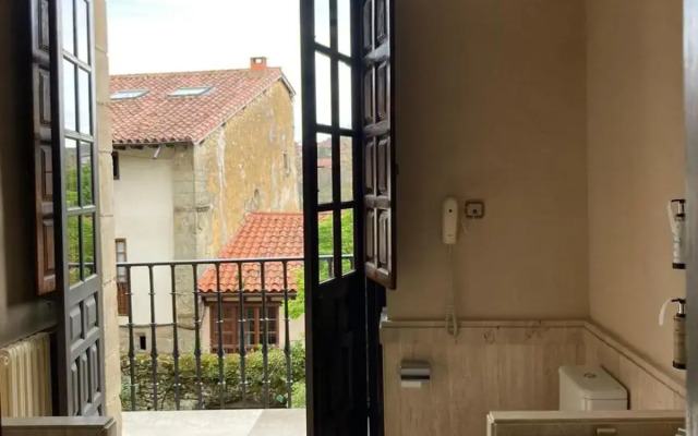 Parador De Santillana De Gil Blas