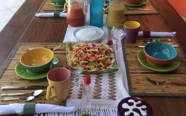 Nirvana Beach Hotel Bahia