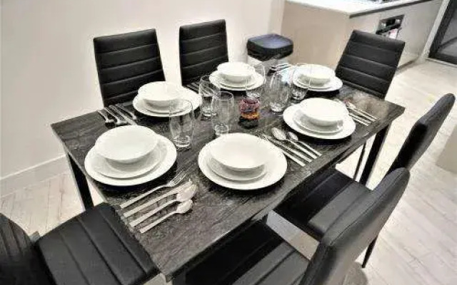 Queens Luxury Apartments
