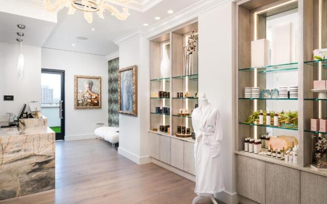 Grand Bohemian Charlotte, Autograph Collection