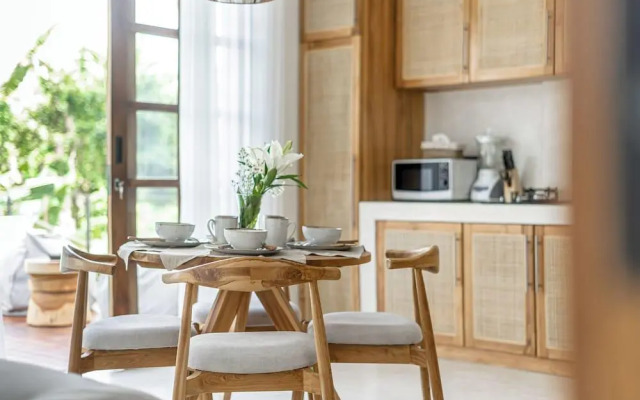 Hanging Gardens Villa by EVDEkimi - Elegant 3BR Jungle oasis with Hammock