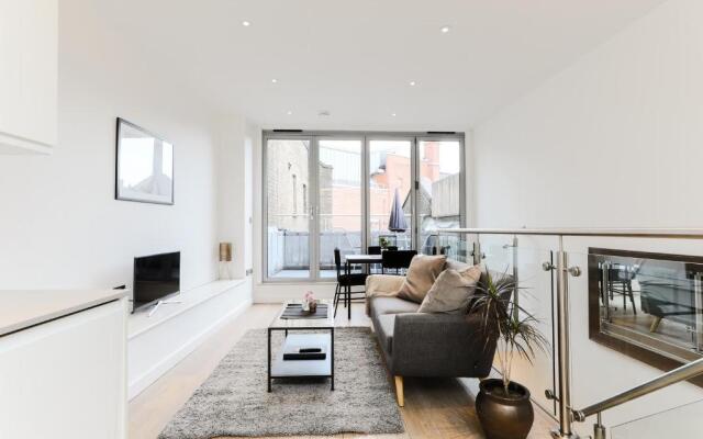 Trafalgar Square Apartments