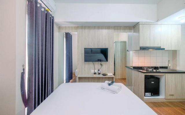 Fancy and Nice Studio at Springlake Summarecon Bekasi Apartment
