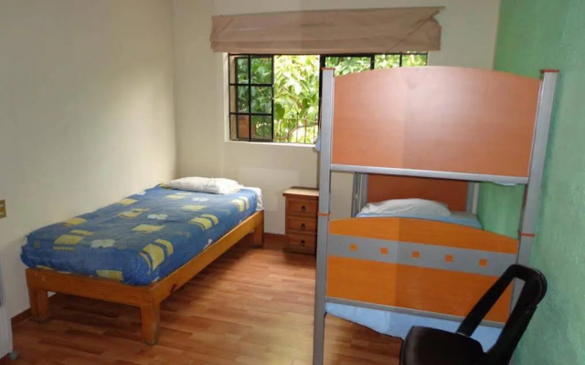Hostel Bedsntravel