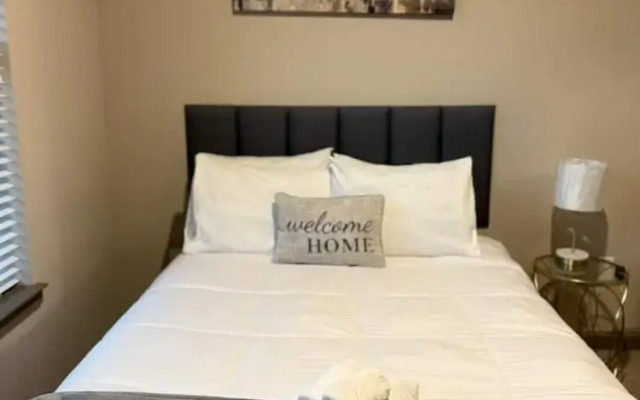 Luxury Midtown Oasis Rooftop Pool